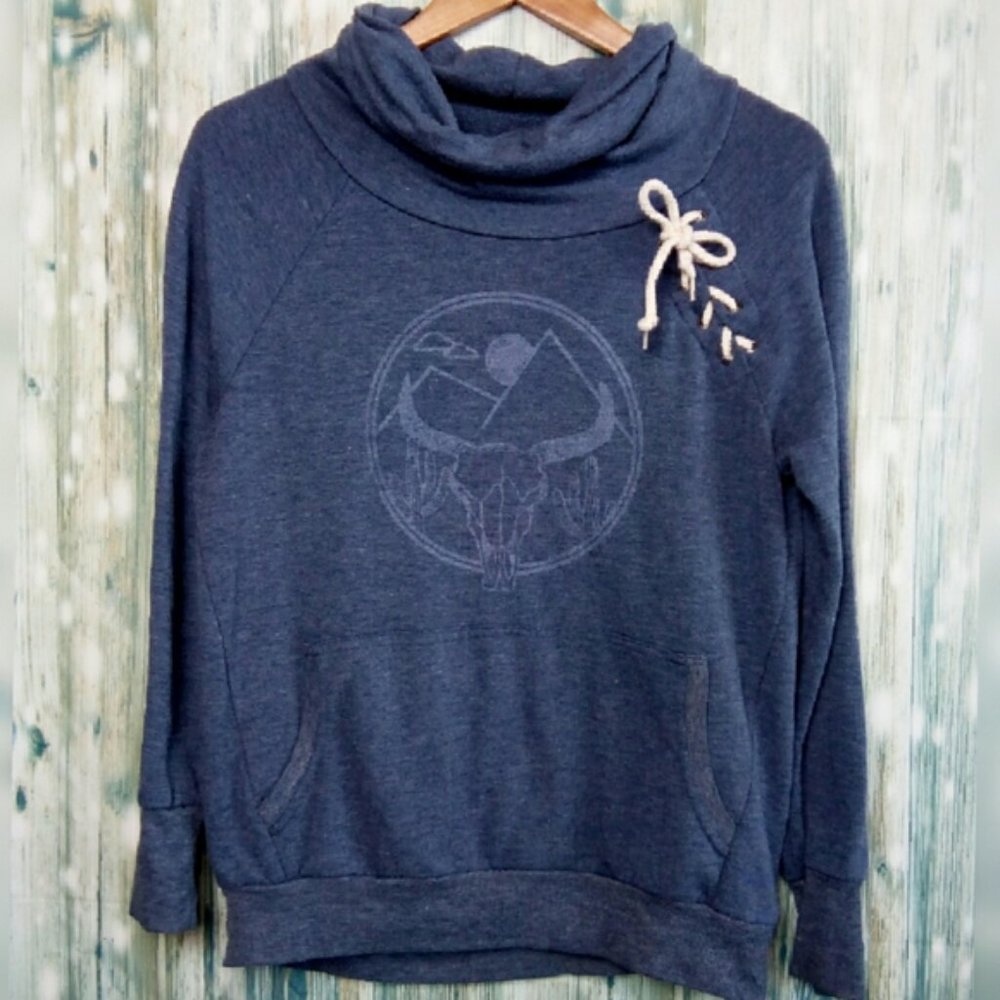 Well Worn by Los Angeles cowl neck side lace dessert bullhead graphic sweater - Picture 3 of 7